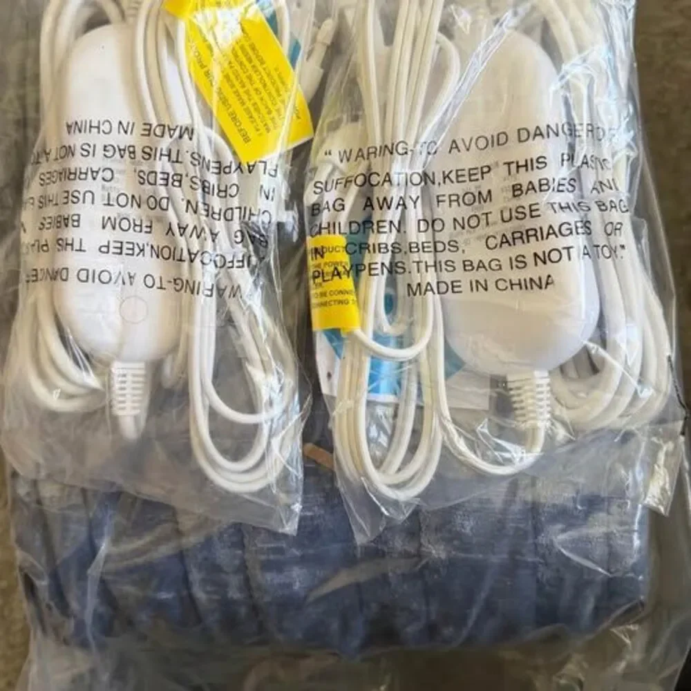 Heat Plush Cozy Electric Blanket – Dual Controller, 10 Heat Settings, New